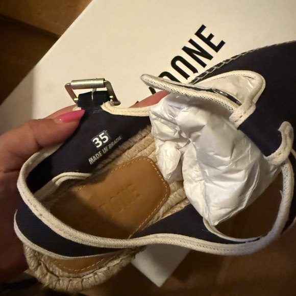 NEW RE/DONE 70s t strap espadrilles in navy size 35/ size 4.5 - Picture 4 of 5